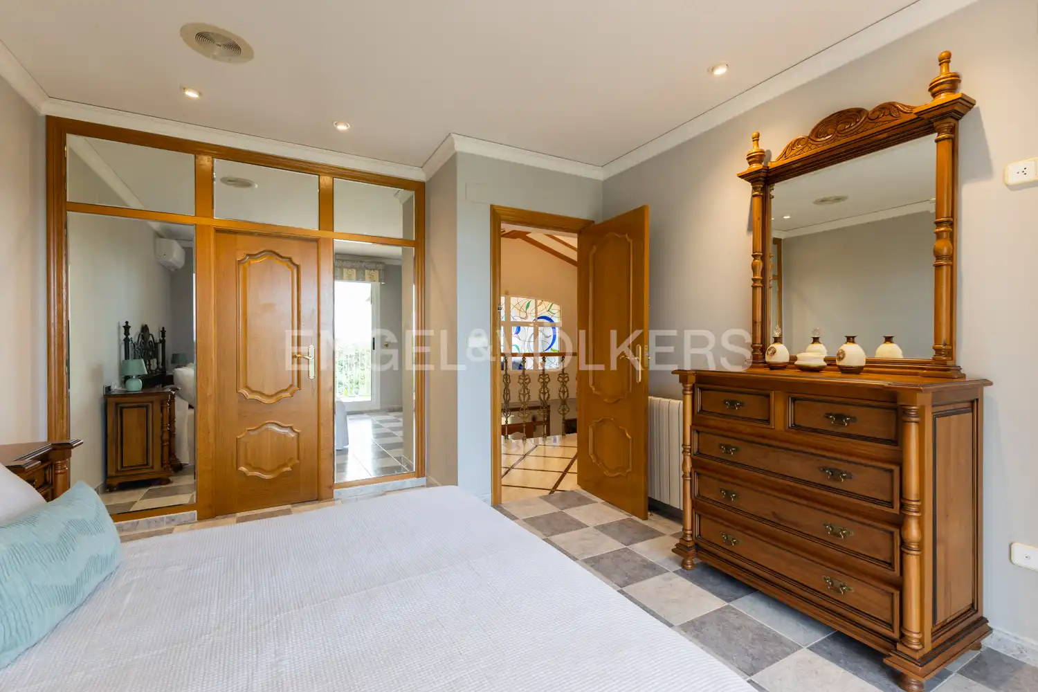 Habitación de Finca rústica en venta en Piles con Aire acondicionado, Calefacción y Jardín privado