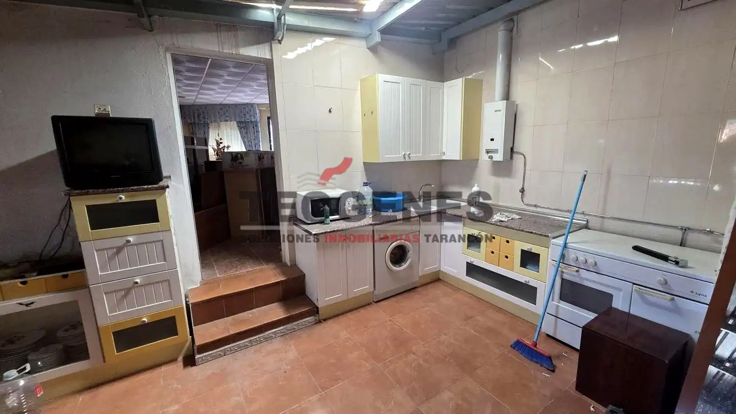 Cocina de Casa o chalet en venta en Zarza de Tajo con Aire acondicionado y Amueblado
