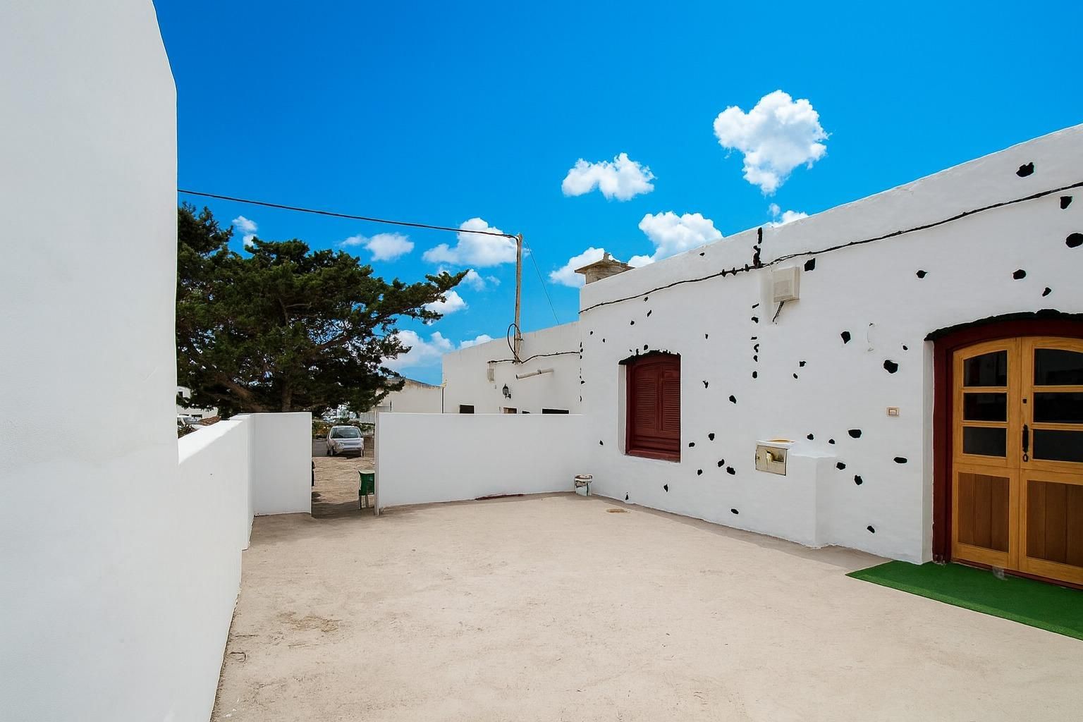 Exterior view of House or chalet for sale in Tinajo  with Terrace