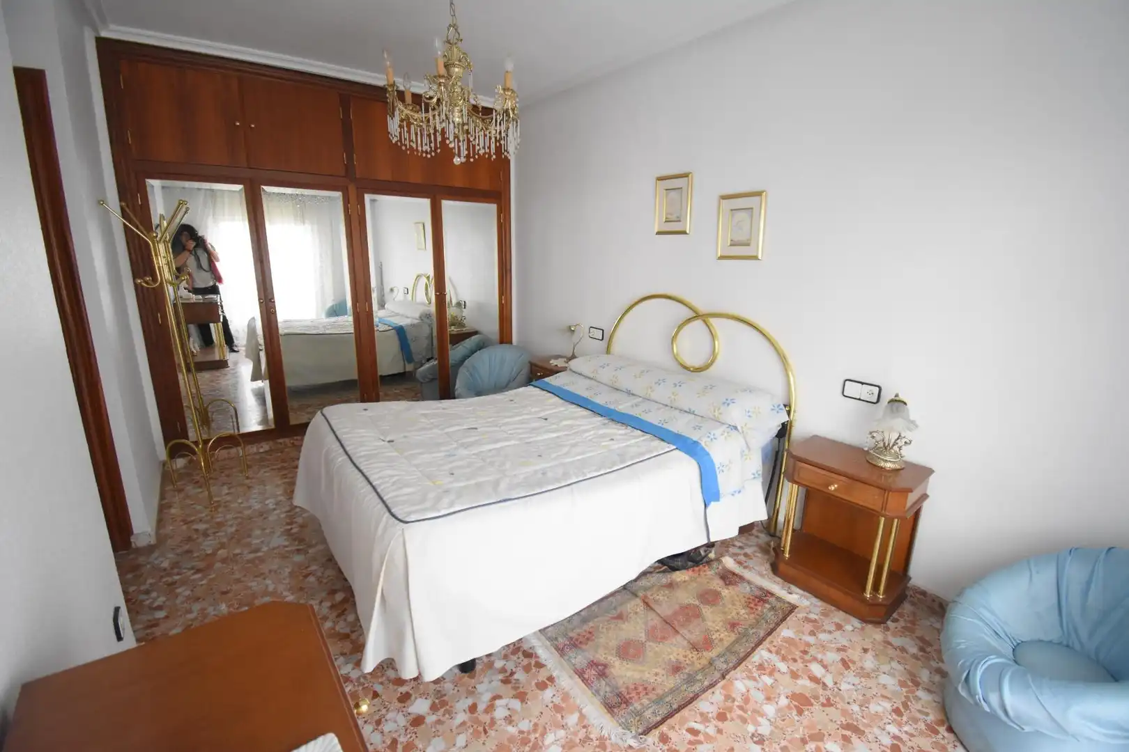 Dormitori de Edifici en venda en Elda