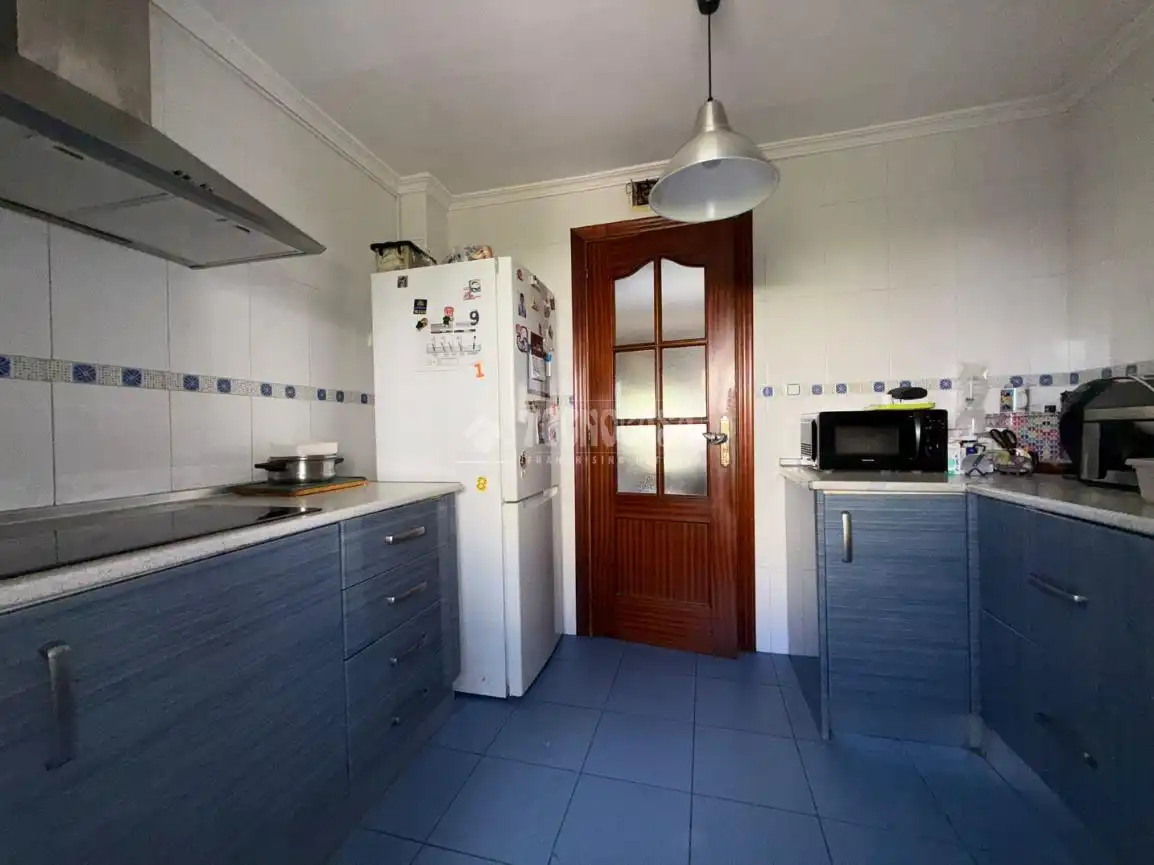 Kitchen of Flat for sale in Sevilla