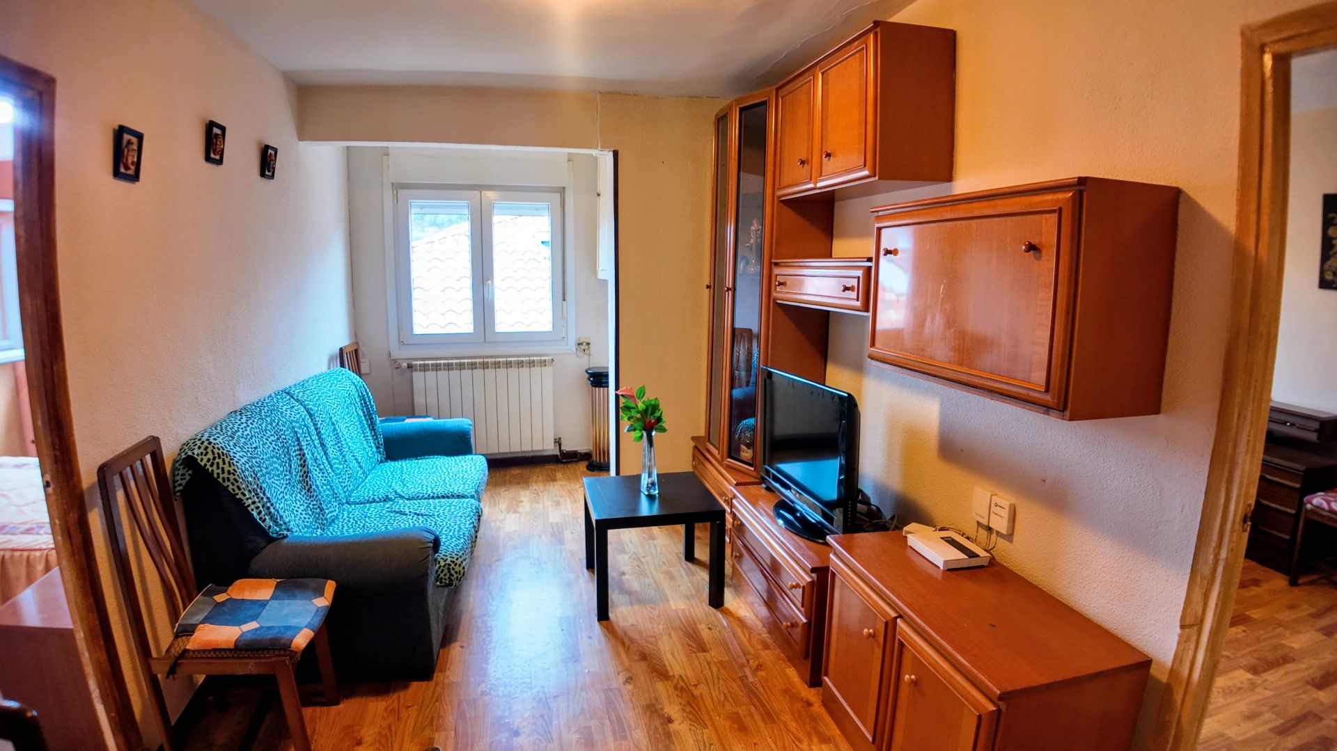 Living room of Flat for sale in Aguilar de Campoo  with Heating, Furnished and Oven