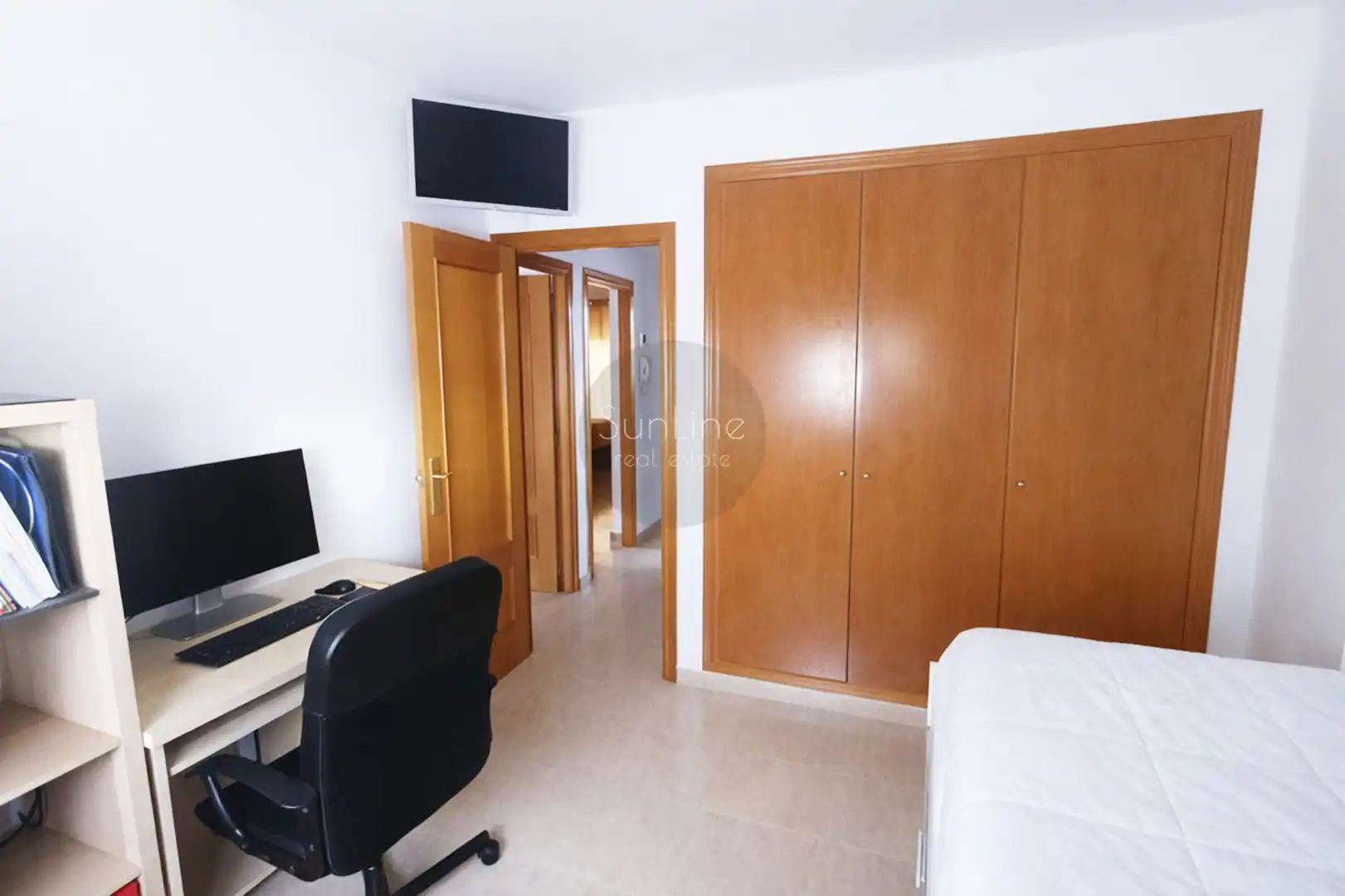 Bedroom of Houses for sale in La Pobla de Vallbona  with Air Conditioner, Private garden and Terrace