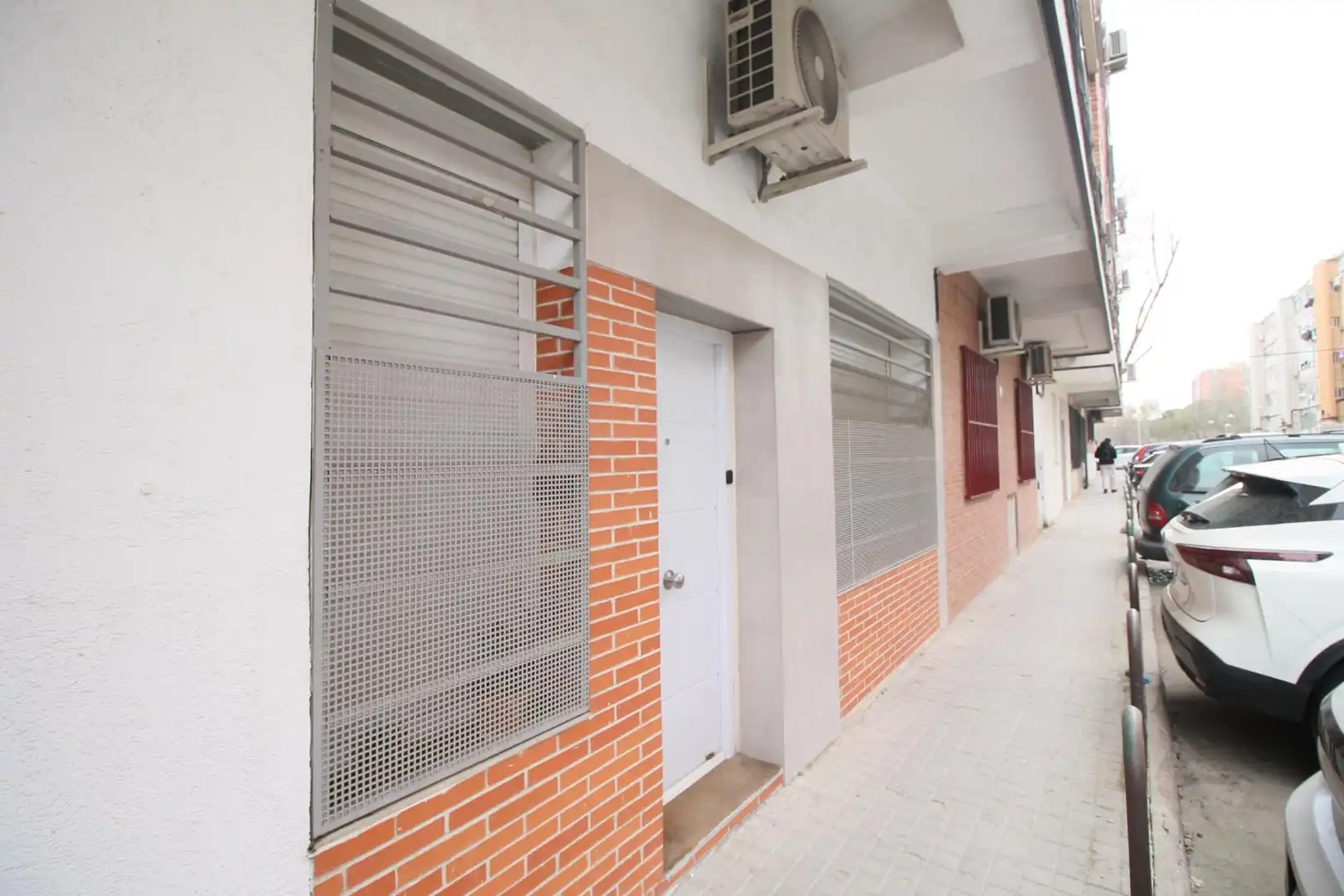 Vista exterior de Estudi en venda en Madrid amb Aire condicionat i Calefacció
