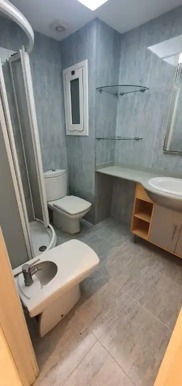 Flat with lift for sale in Plaça Badalona, imagen 5
