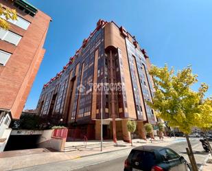 Exterior view of Flat for sale in Valladolid Capital  with Heating, Private garden and Terrace