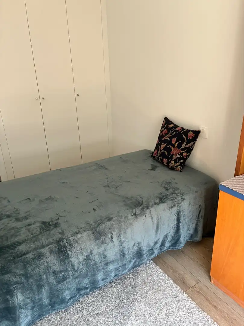 Bedroom of Flat for sale in Zaragoza  with Air Conditioner, Heating and Terrace