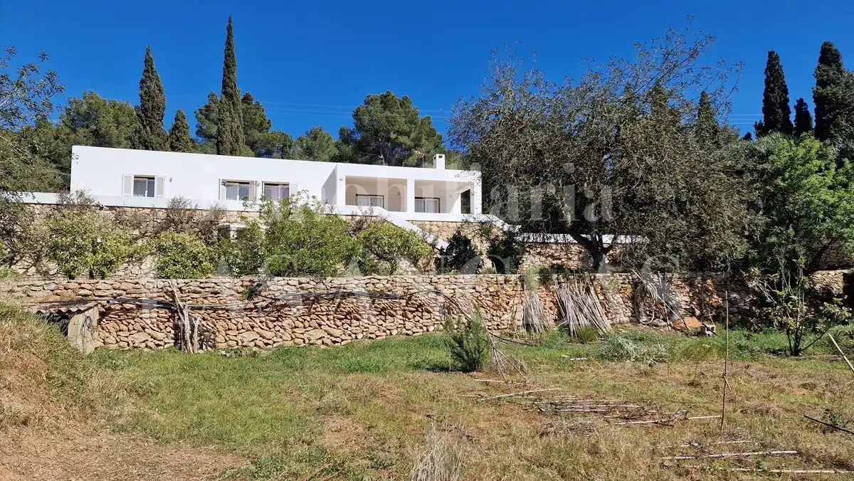 Casa rustica con piscina in vendita a Santa Eulària