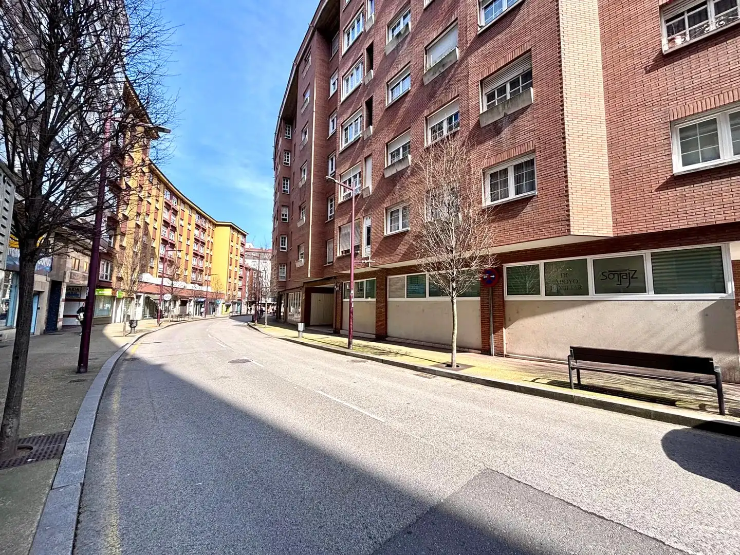 Vista exterior de Piso en venta en Gijón  con Calefacción, Parquet y Amueblado