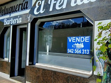 Local comercial en venta en El Ferial 144