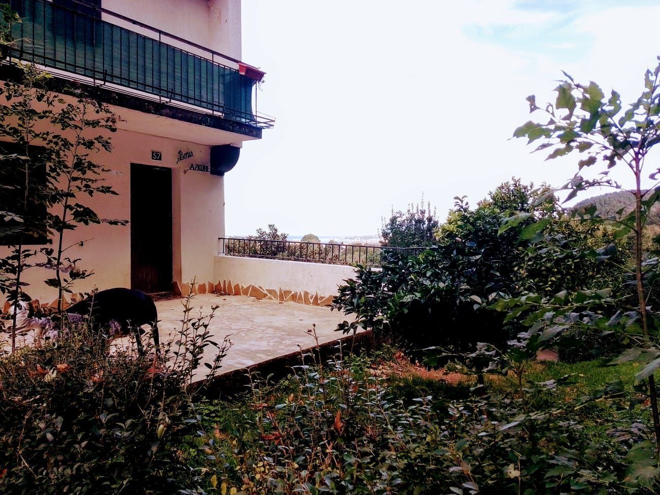 Jardí de Casa o xalet en venda en Irun  amb Calefacció i Jardí privat