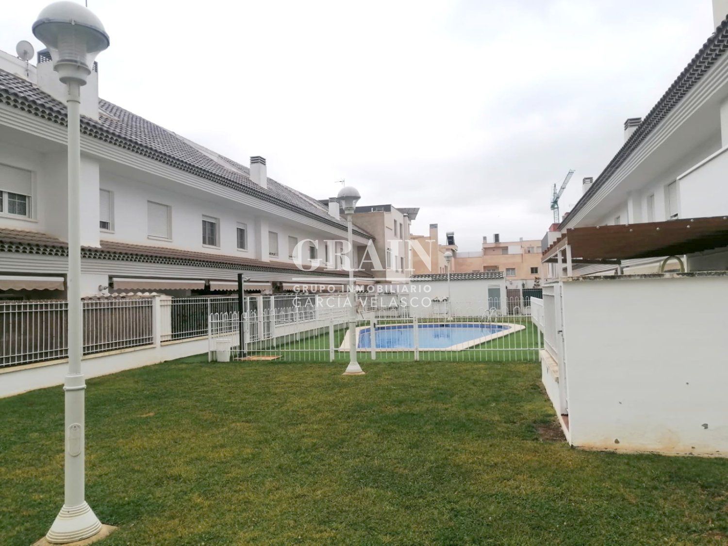 Jardí de Casa adosada en venda en  Albacete Capital amb Aire condicionat, Calefacció i Traster