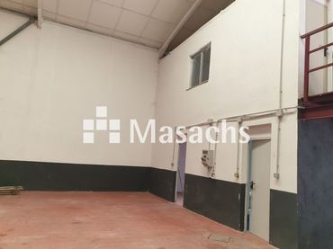 Capannone industriale in affitto a Ajalvir