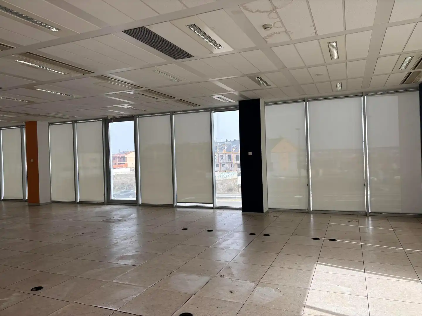 Immobles singulars amb ascensor en venda a Avenida Avenida Ramón y Cajal, imagen 58