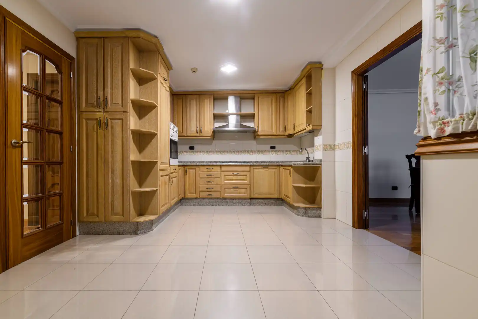 Cocina de Piso en venta en A Coruña Capital  con Terraza