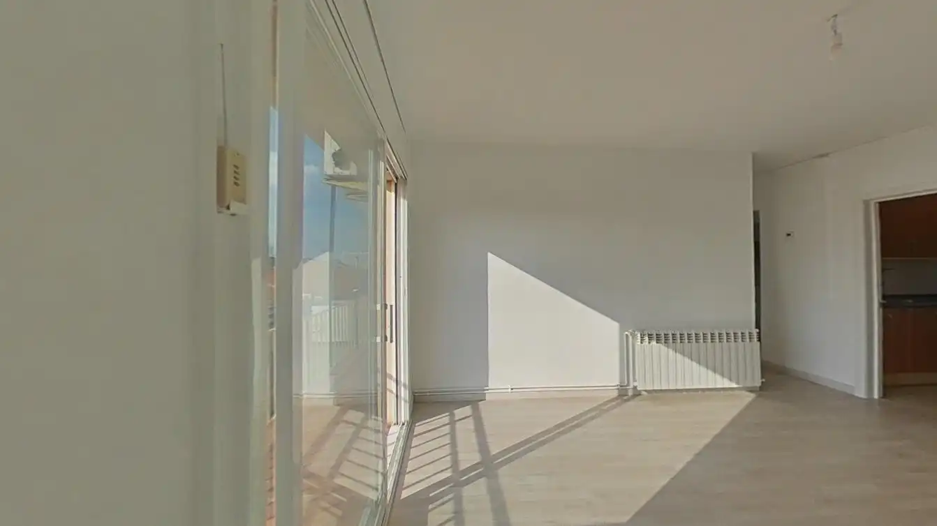 Flat for sale in Sabadell  with Heating