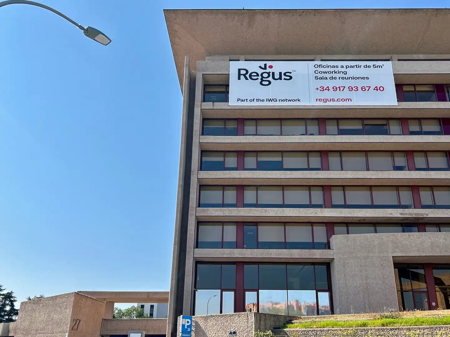 Büro mit Aufzug zur Miete in Av De La Hispanidad 6