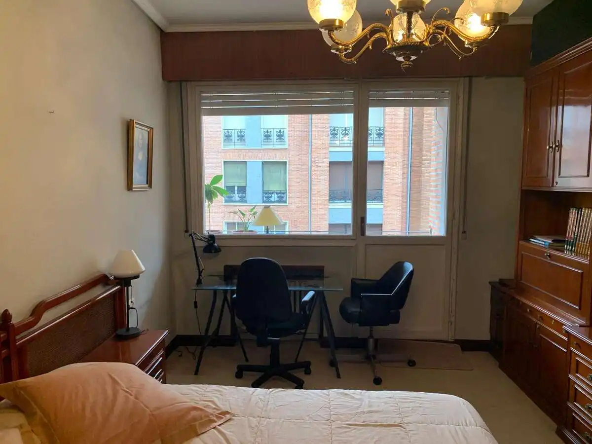 Habitación de Piso en venta en Bilbao  con Calefacción, Terraza y Trastero