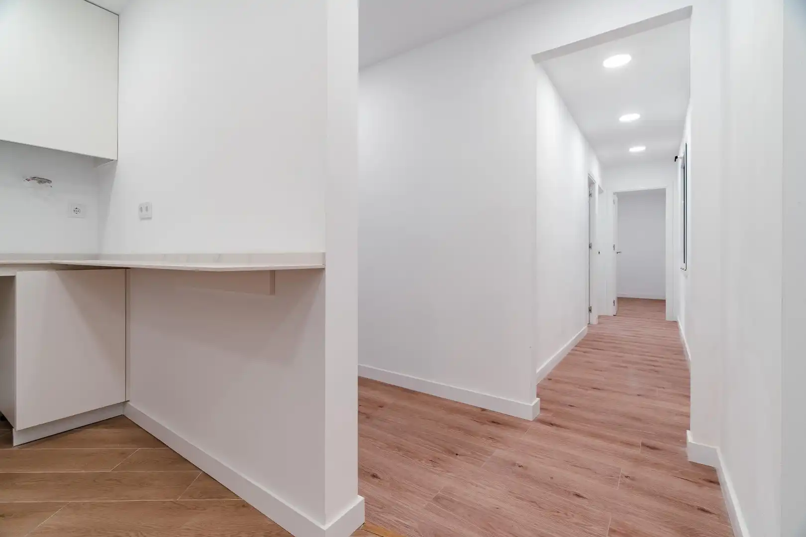 Wohnung zum Verkauf in Tarragona mit Klimaanlage und Balkon