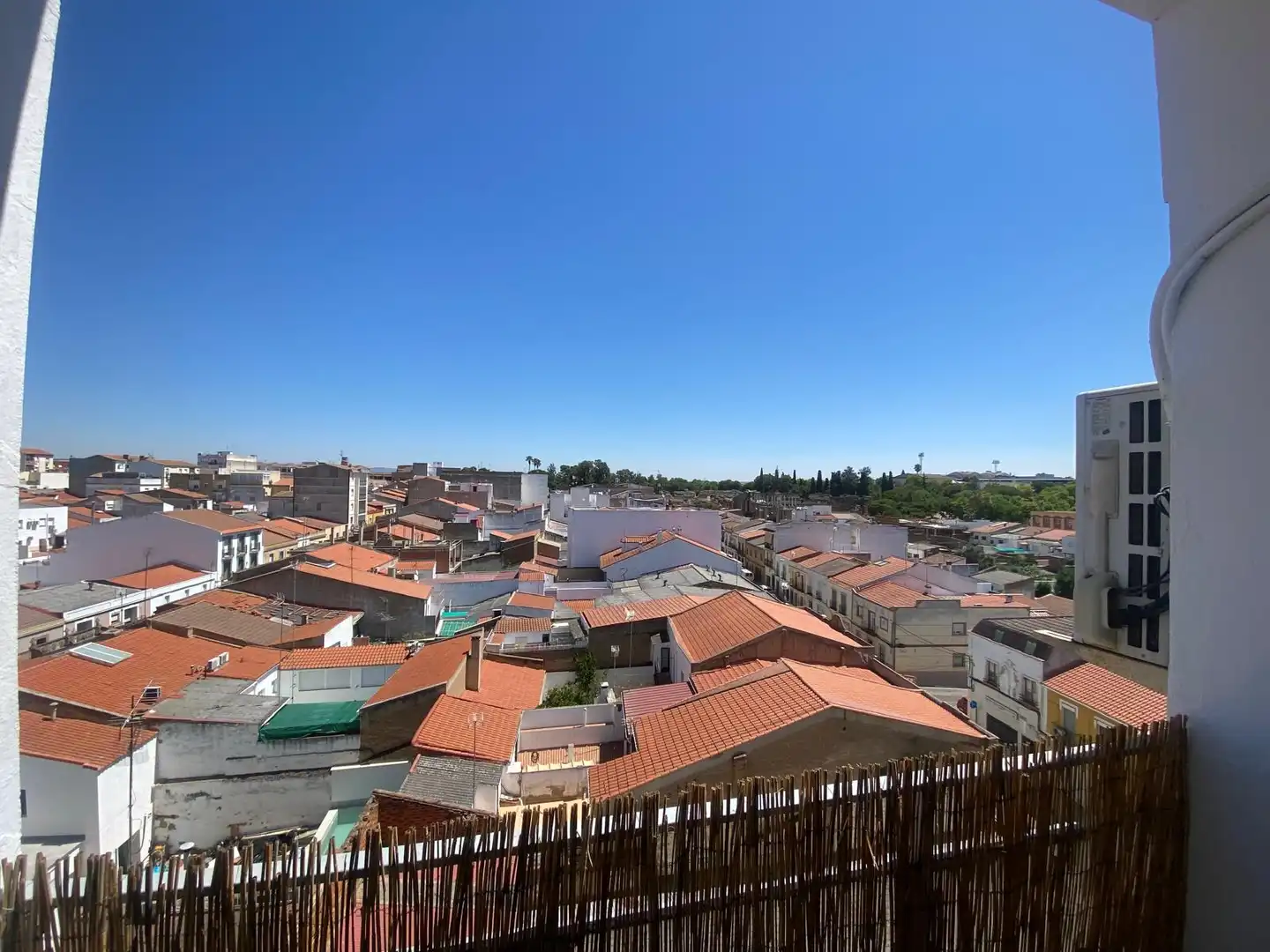 Wohnung zur Miete in Calle Pedro María Plano, Centro