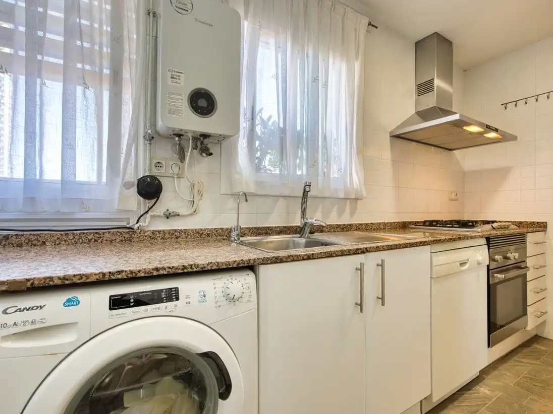 Apartamento con piscina en venta en Avenida del Municipi 12, imagen 12