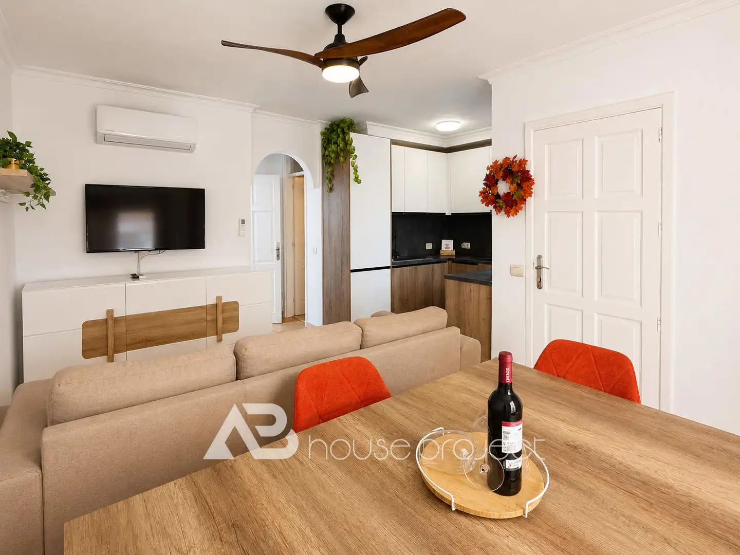 Living room of Houses for sale in San Miguel de Abona  with Air Conditioner, Private garden and Terrace