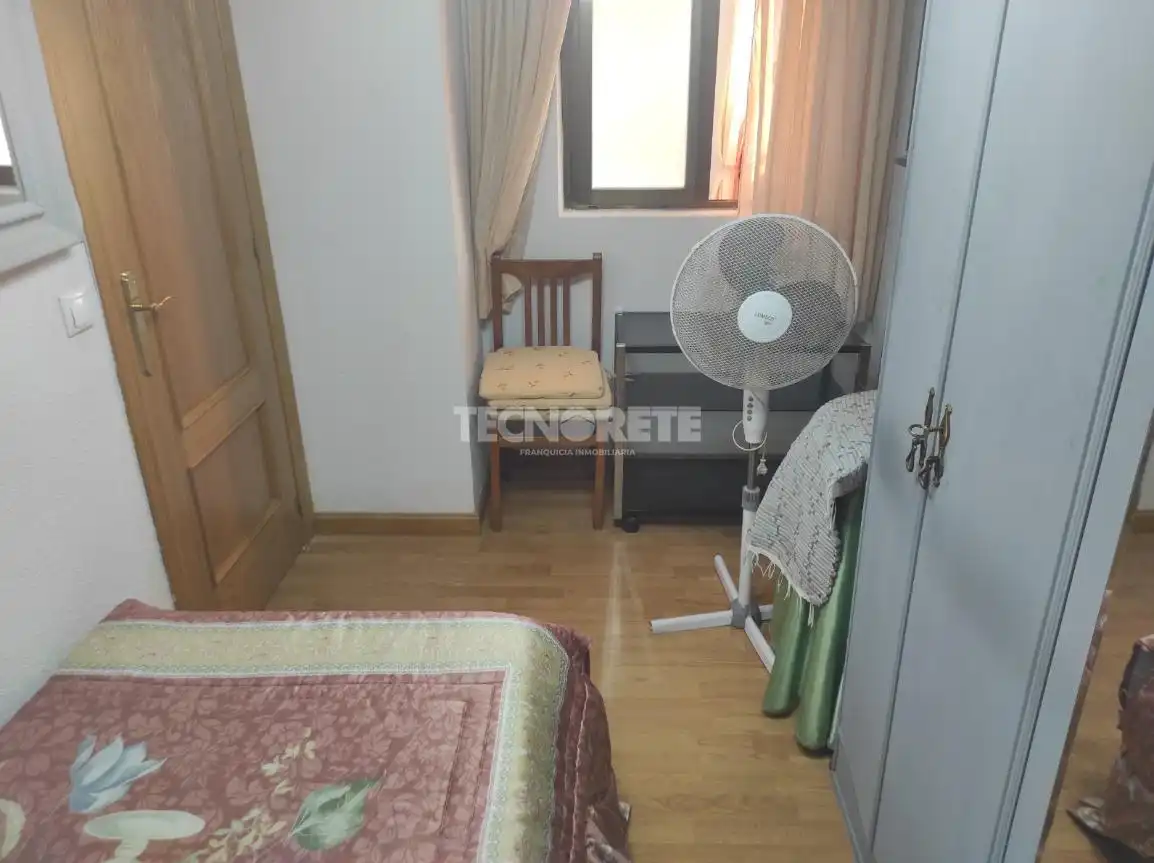Habitación de Piso en venta en Guadalajara con Calefacción