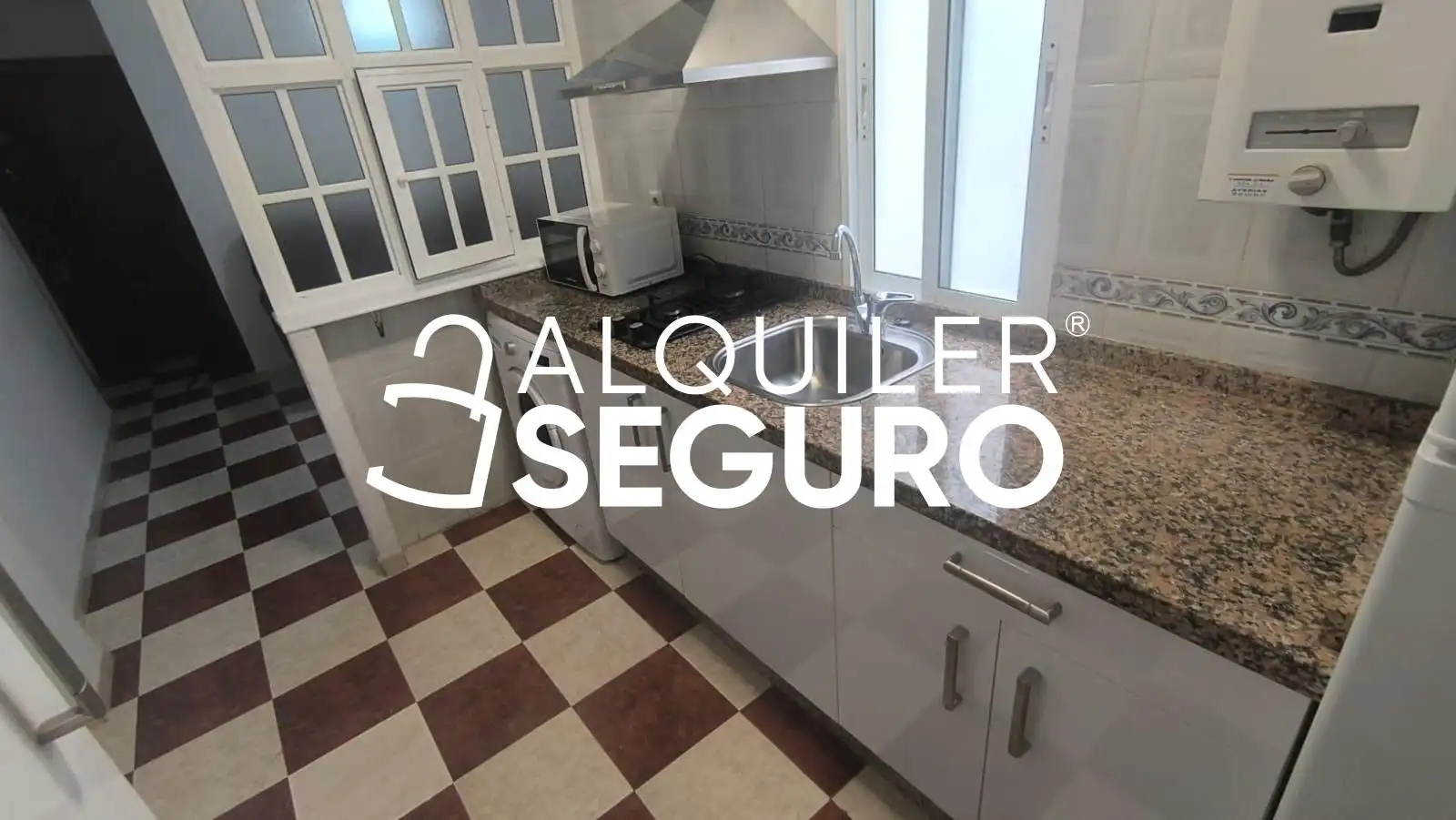 Cocina de Piso de alquiler en Sevilla con Aire acondicionado y Amueblado