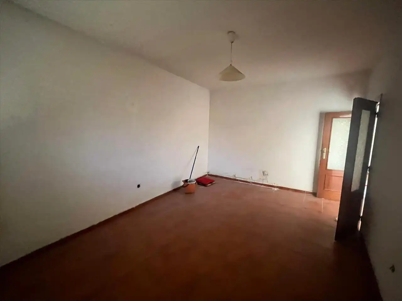 Casa adosada en venta en Los Navalmorales con Terraza