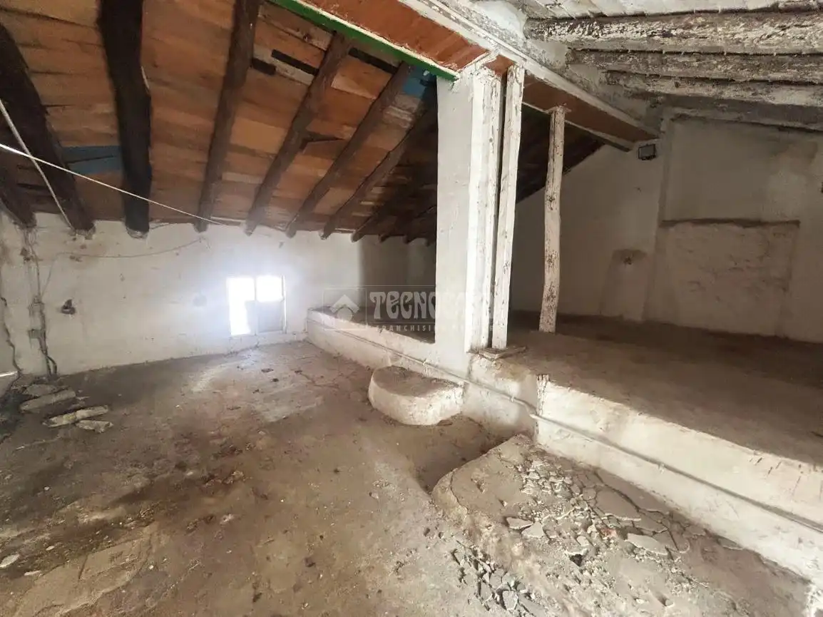 Casa adosada en venta en Loeches