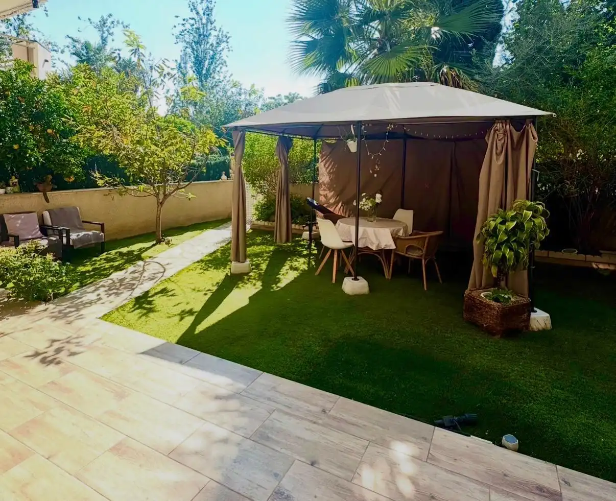 Terrace of Ground floor for sale in Salou  with Private garden, Terrace and Furnished