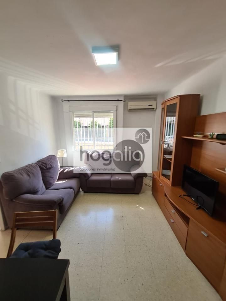 Sala de estar de Planta baja de alquiler en  Sevilla Capital con Aire acondicionado, Terraza y Amueblado