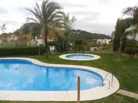 Piscina de Casa adosada de lloguer en Málaga Capital amb Aire condicionat i Balcó