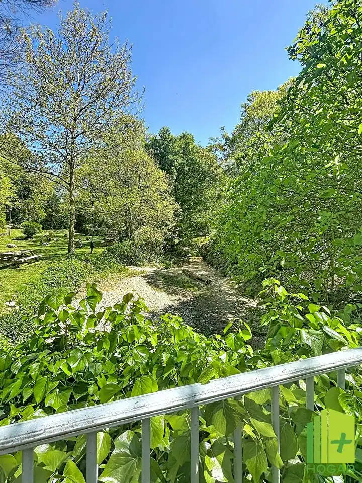 Vista exterior de Casa adosada en venta en Jaén con Aire acondicionado, Jardín privado y Terraza