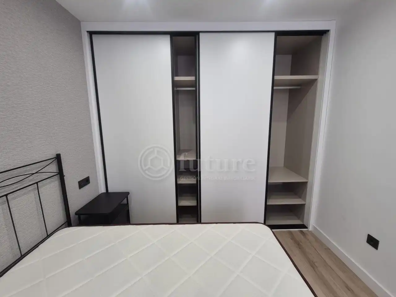 Schlafzimmer von Wohnung zur Miete in Salamanca mit Klimaanlage, Heizung und Möbliert