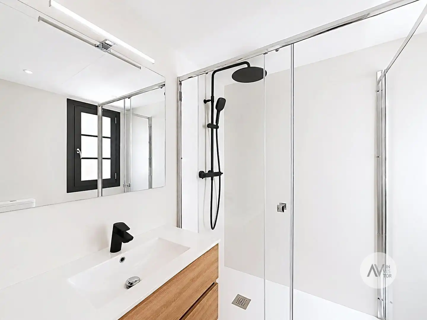 Baño de Ático en venta en Barcelona con Aire acondicionado, Calefacción y Terraza