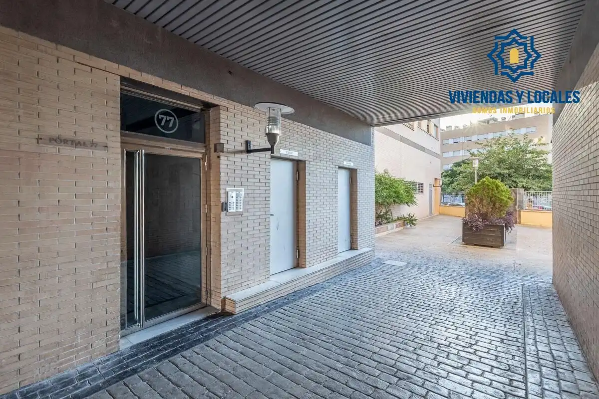 Penthouse mit Pool zum Verkauf in Avenida DE LA ILUSTRACION, imagen 26