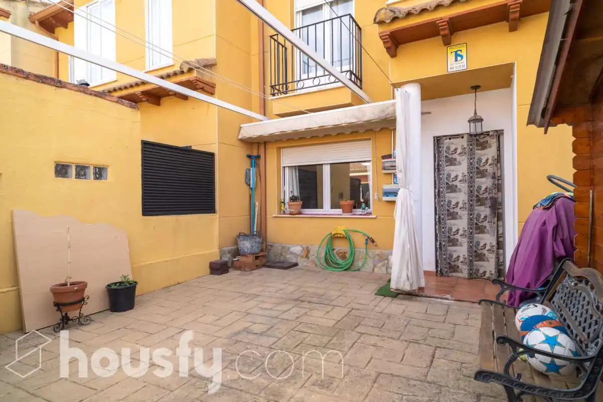Adosado con jardín en venta en Calle Elbarre ., imagen 3
