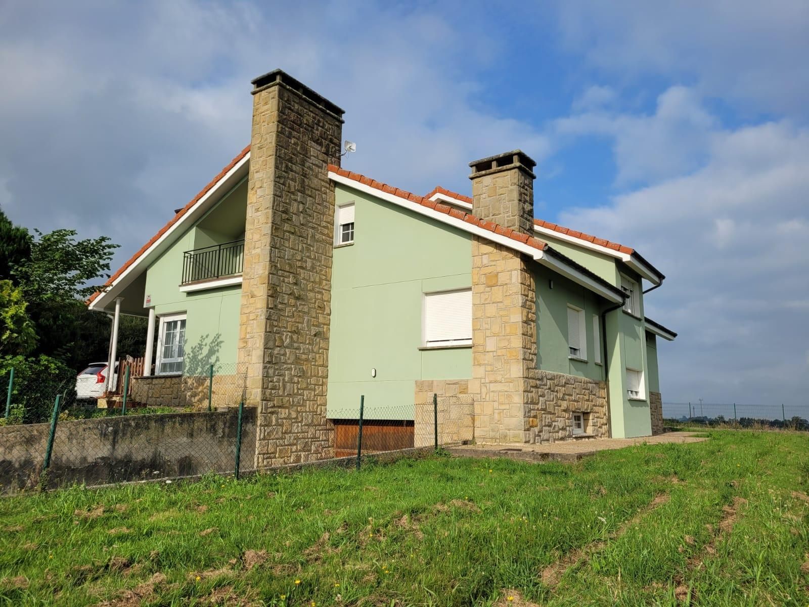 Außenansicht von Haus oder Chalet zum Verkauf in Villaviciosa mit Möbliert