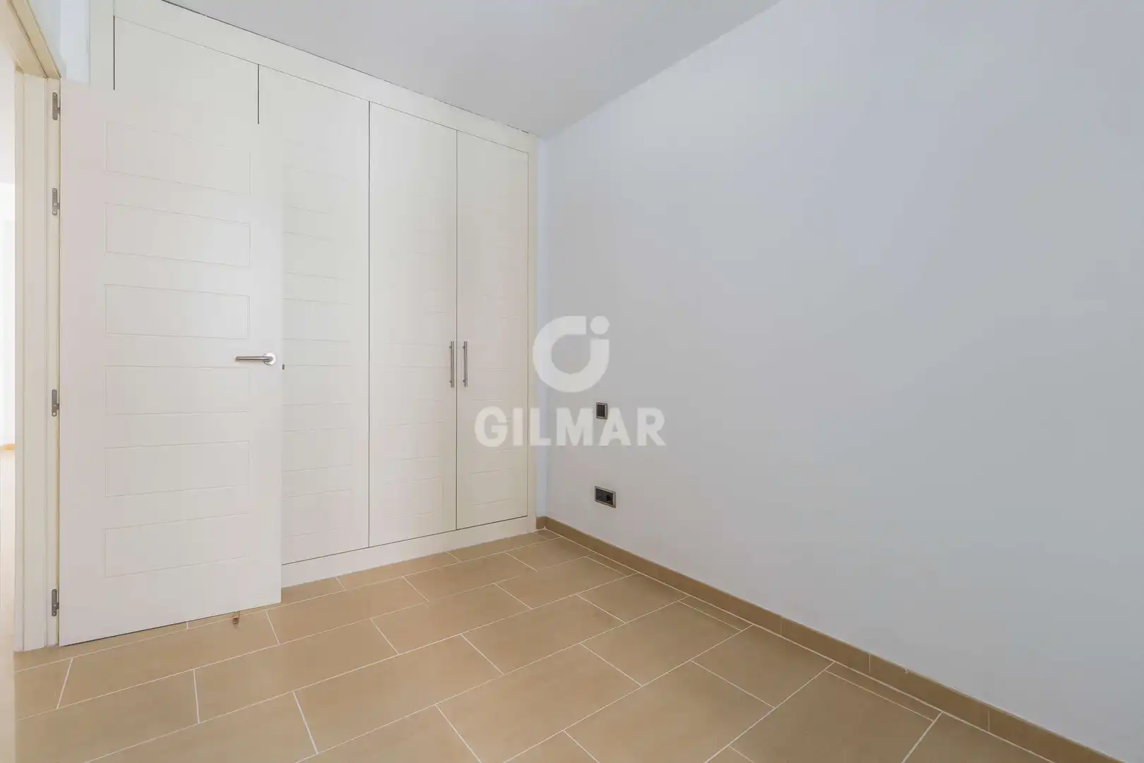 Bedroom of Flat for sale in Madrid  with Heating, Private garden and Storage room