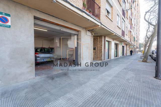 Local comercial en Venta en Avenida dels Països Catalans en Ponent