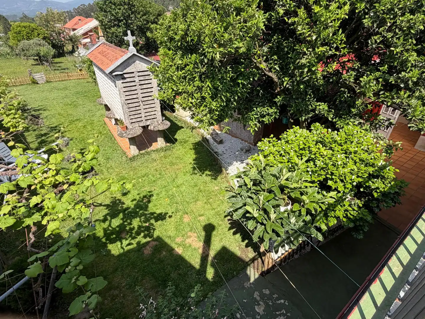 Jardí de Casa adosada en venda en Boiro amb Calefacció, Jardí privat i Terrassa