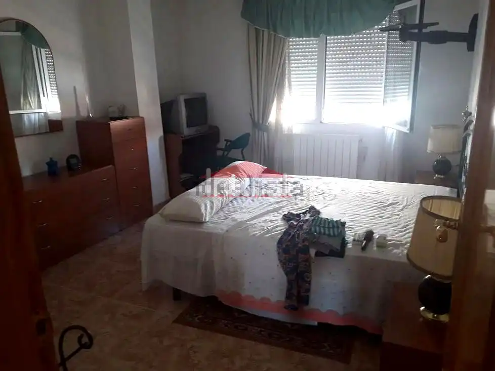 Habitación de Casa adosada en venta en San Pedro con Calefacción y Terraza