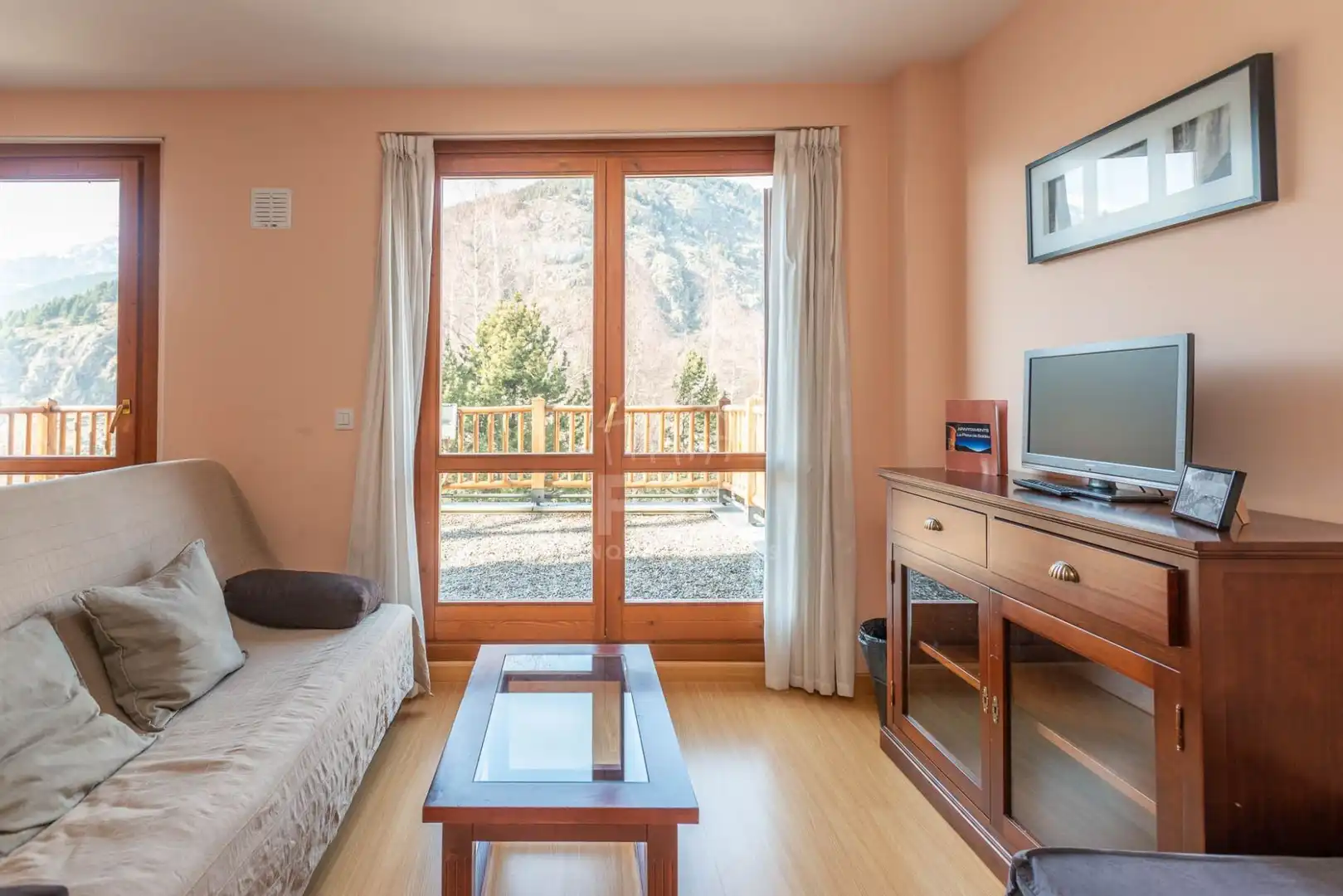 Planta baja en venta en Soldeu - Incles