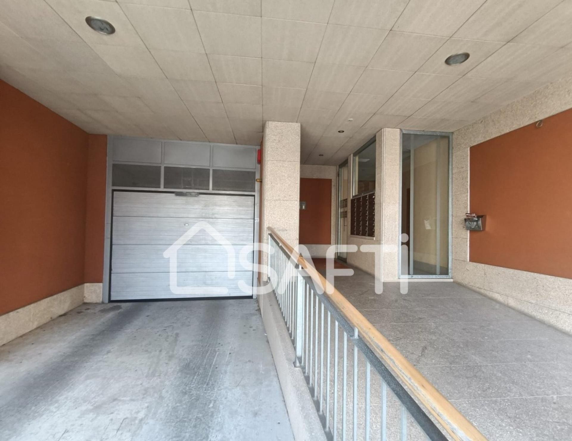 Flat for sale in Lalín  with Air Conditioner, Heating and Balcony