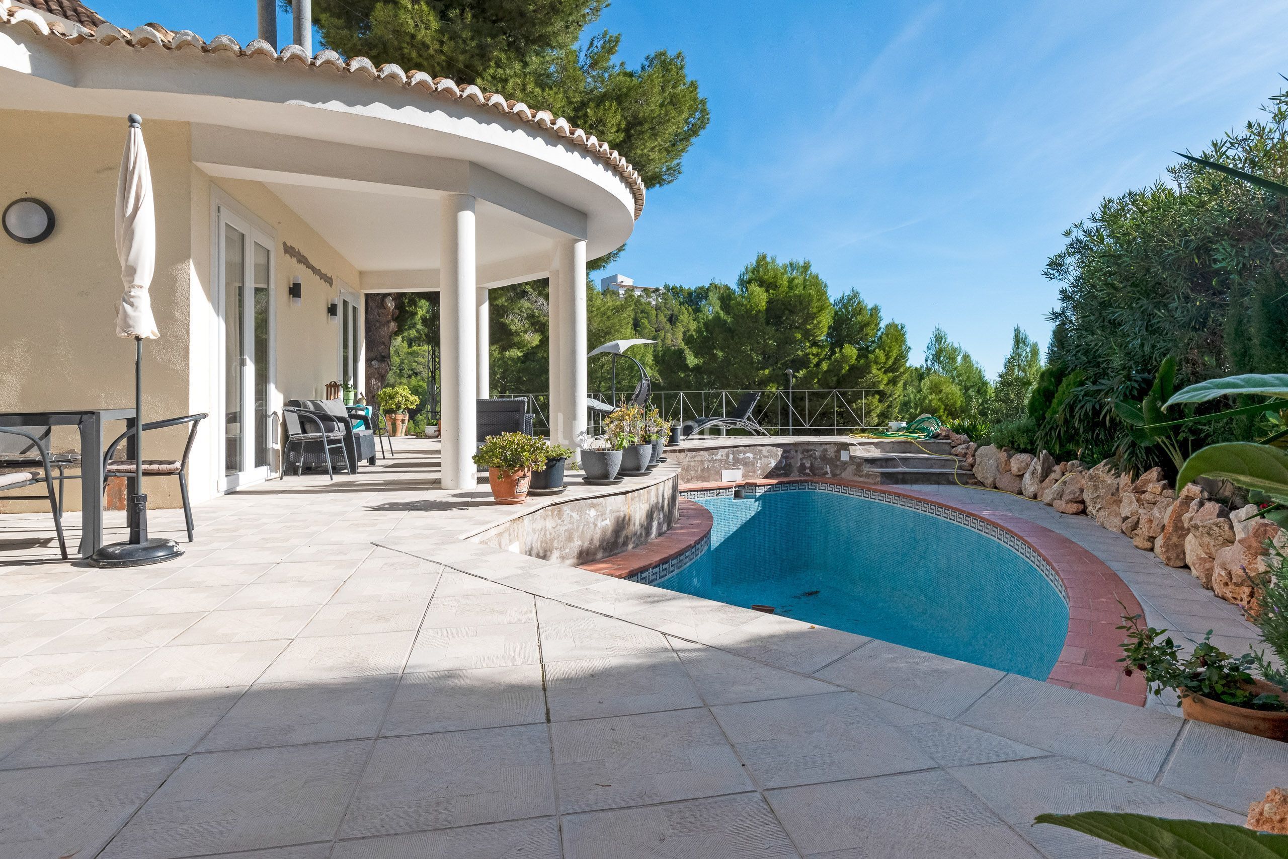Piscina de Casa o xalet en venda en Callosa d'en Sarrià amb Aire condicionat, Calefacció i Jardí privat