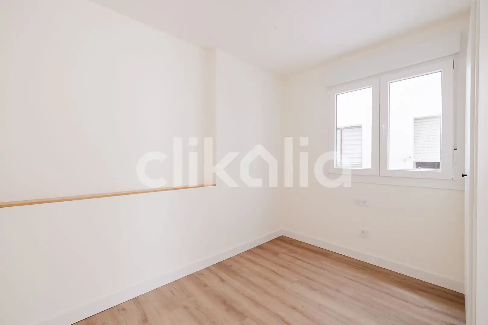 Bedroom of Flat for sale in Málaga  with Air Conditioner, Terrace and Balcony