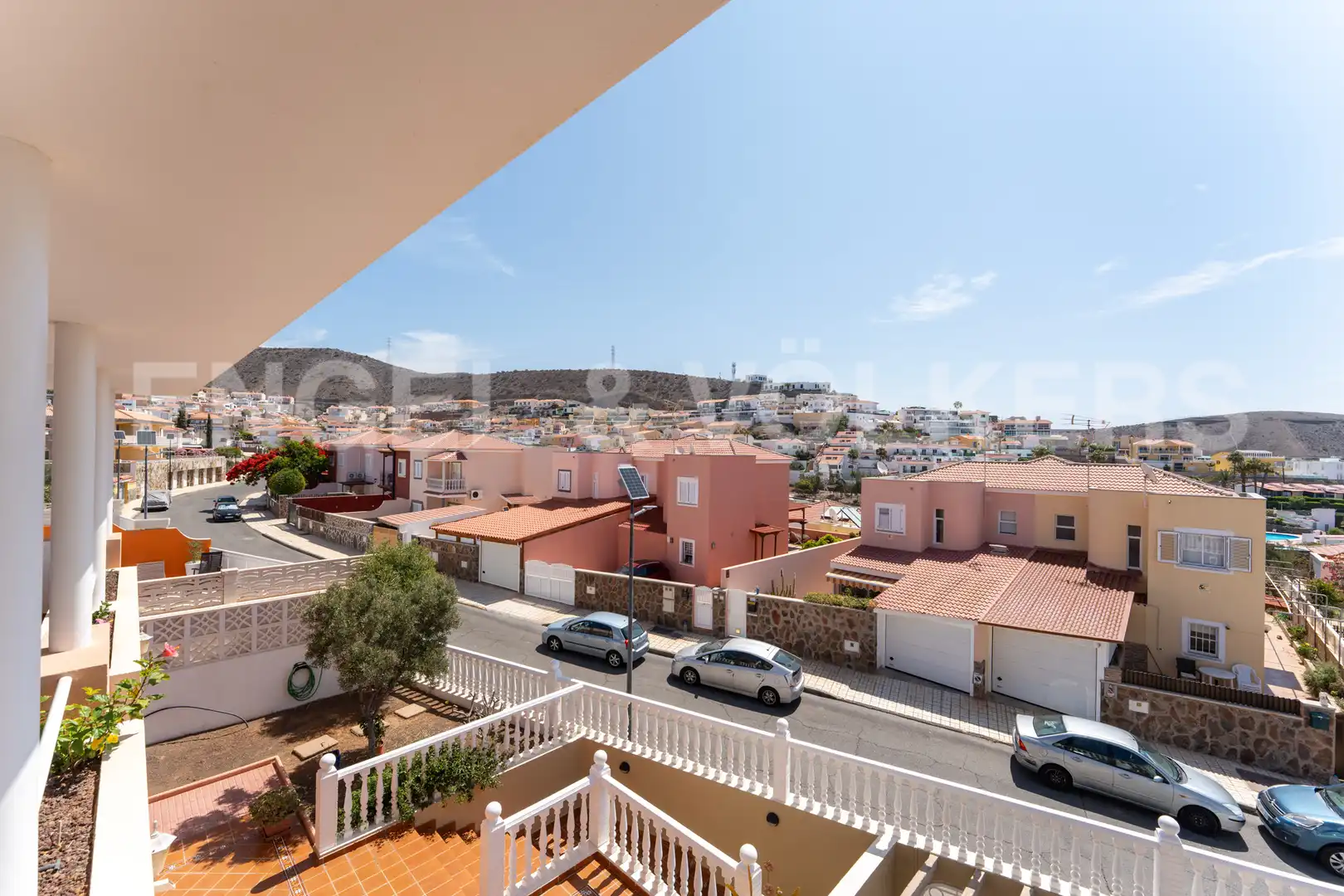Vista exterior de Casa o xalet en venda en Mogán amb Calefacció, Jardí privat i Terrassa