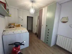 Dormitori de Casa o xalet en venda en Ciudad Real amb Aire condicionat, Jardí privat i Terrassa