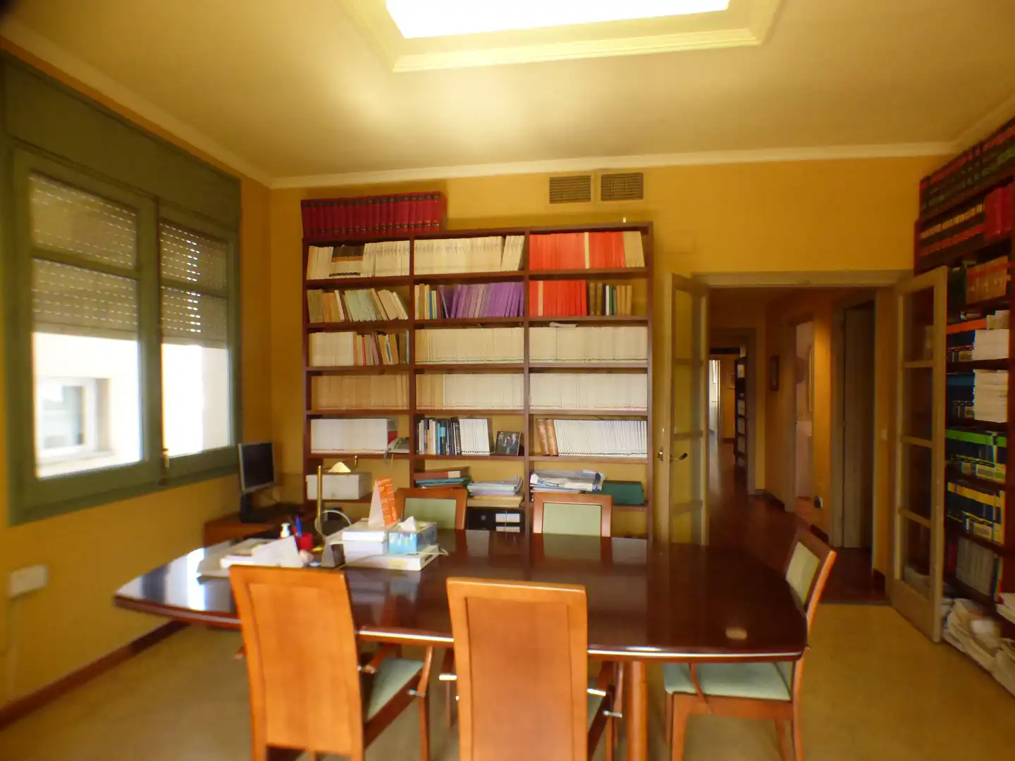 Office for sale in Girona  with Air Conditioner, Heating and Furnished